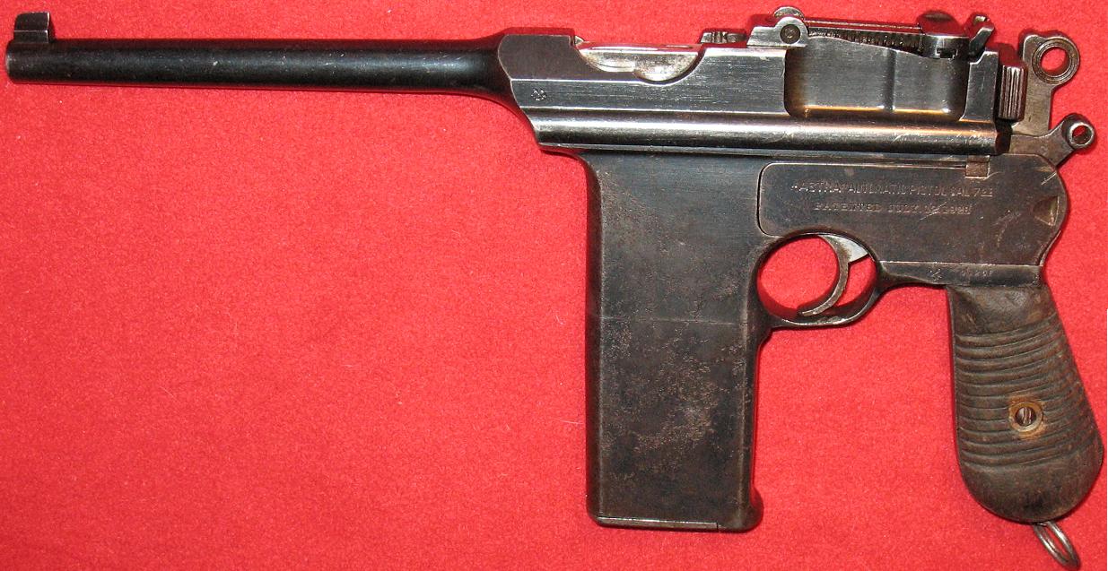 Pistol Astra 902