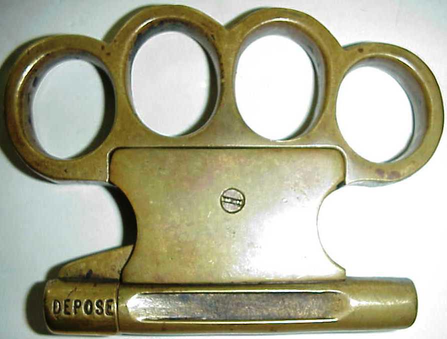 Pistol - knuckle duster 1914 - 1918 LE POILU MODELE