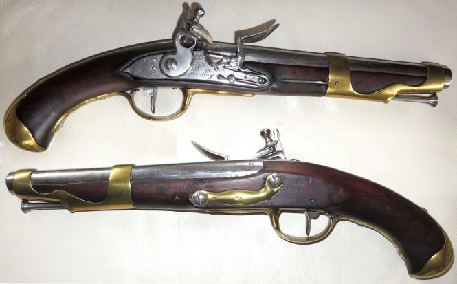 French flintlock pistol model of 1763/66 Manufacture de Maubeuge