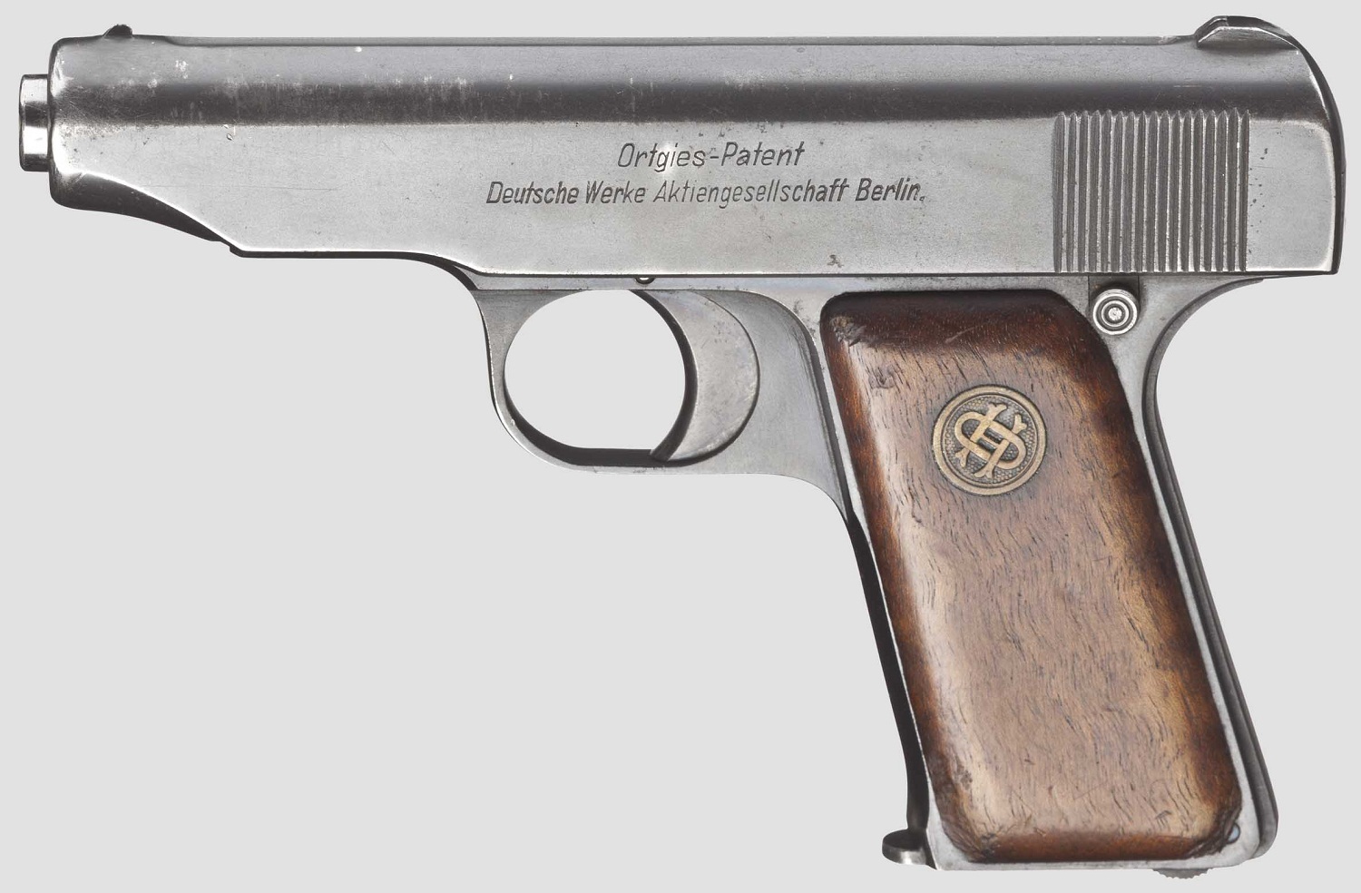 Пистолеты Ортгис третьей разновидности изготавливались калибром как 7,65 мм...