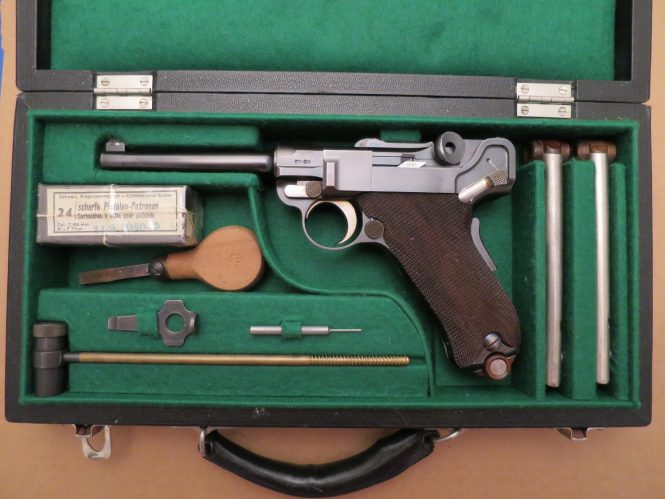 1900 Swiss Luger pistol